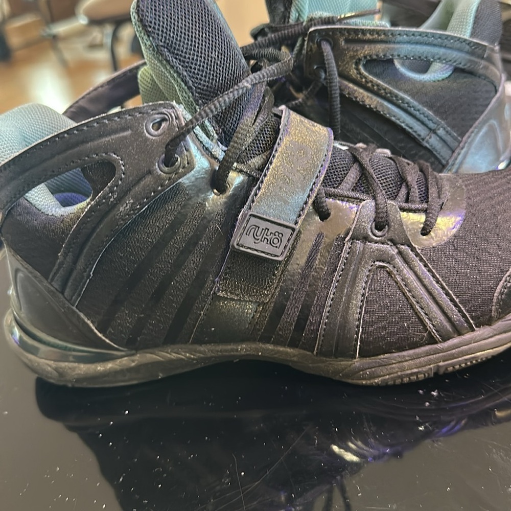 Ryka women’s Black and Green Tenacity Shoes size 8.5 - Picture 7 of 10